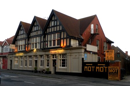 The Ginger Pig pub, Hove Street, Hove (September 2011) (1)