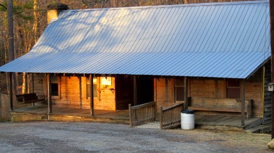 The Clarkson–Legg Covered Bridge, 32
