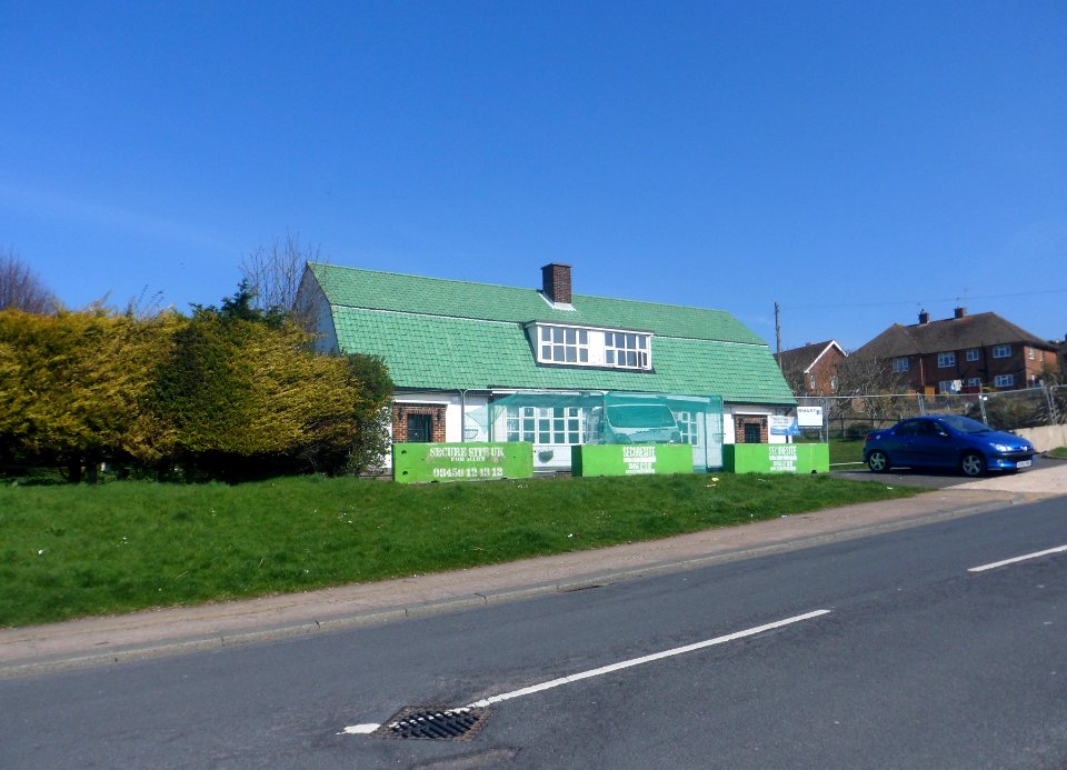 The Downsman pub (opened 1956, closed 2014, demolished 2018), Hangleton Way, Hangleton (April 2015) (5)