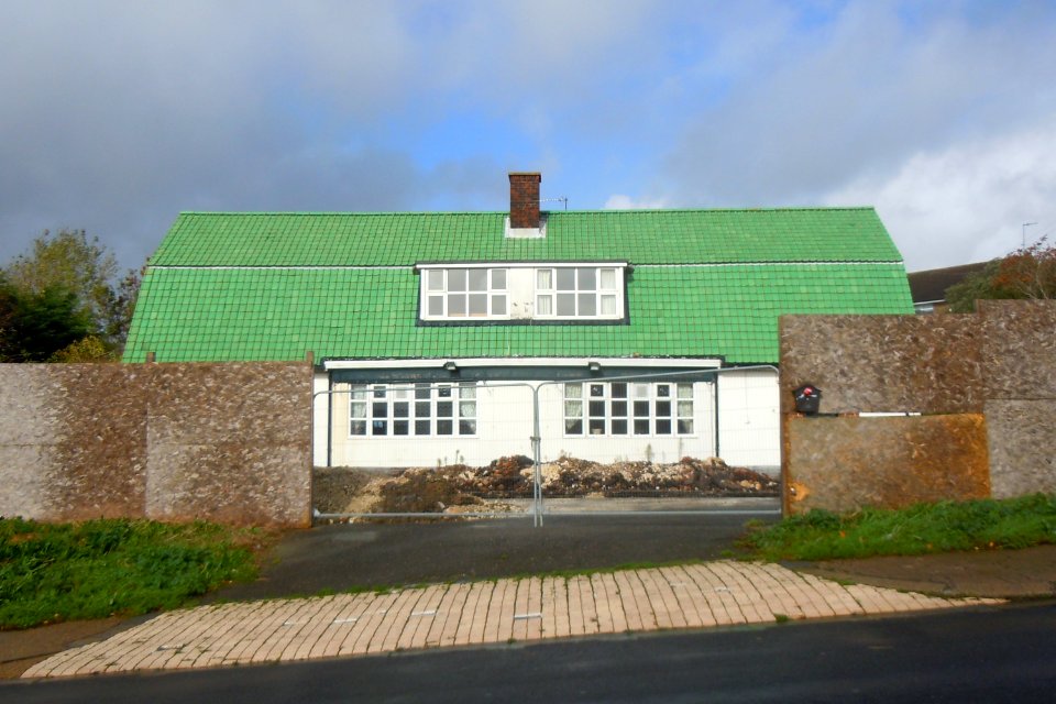 The Downsman pub (opened 1956, closed 2014, demolished 2018), Hangleton Way, Hangleton (October 2017) (7)