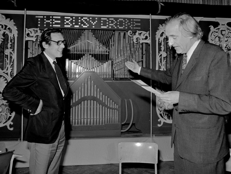 The Busy Drone (1973)