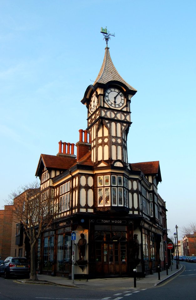 The Clock Tower, 44 Castle Road, Southsea (NHLE Code 1386932) (March 2019) (3)
