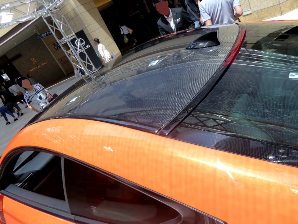 The carbon roof of Lexus RC F “Carbon Exterior package” (USC10)