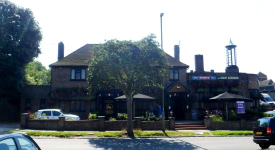 The Long Man Pub, Wilmington Way, Patcham (August 2013) (2)