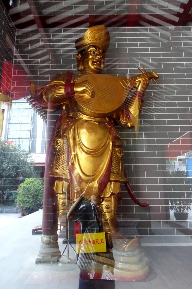 The eastern Dhṛtarāṣṭra, Guangzhou Dafo Temple