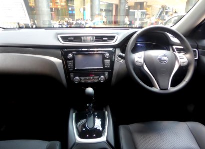 The interior of Nissan X-TRAIL 20X HYBRID “Emergancy Brake Package” (DAA-HT32) with X-TREMER Package