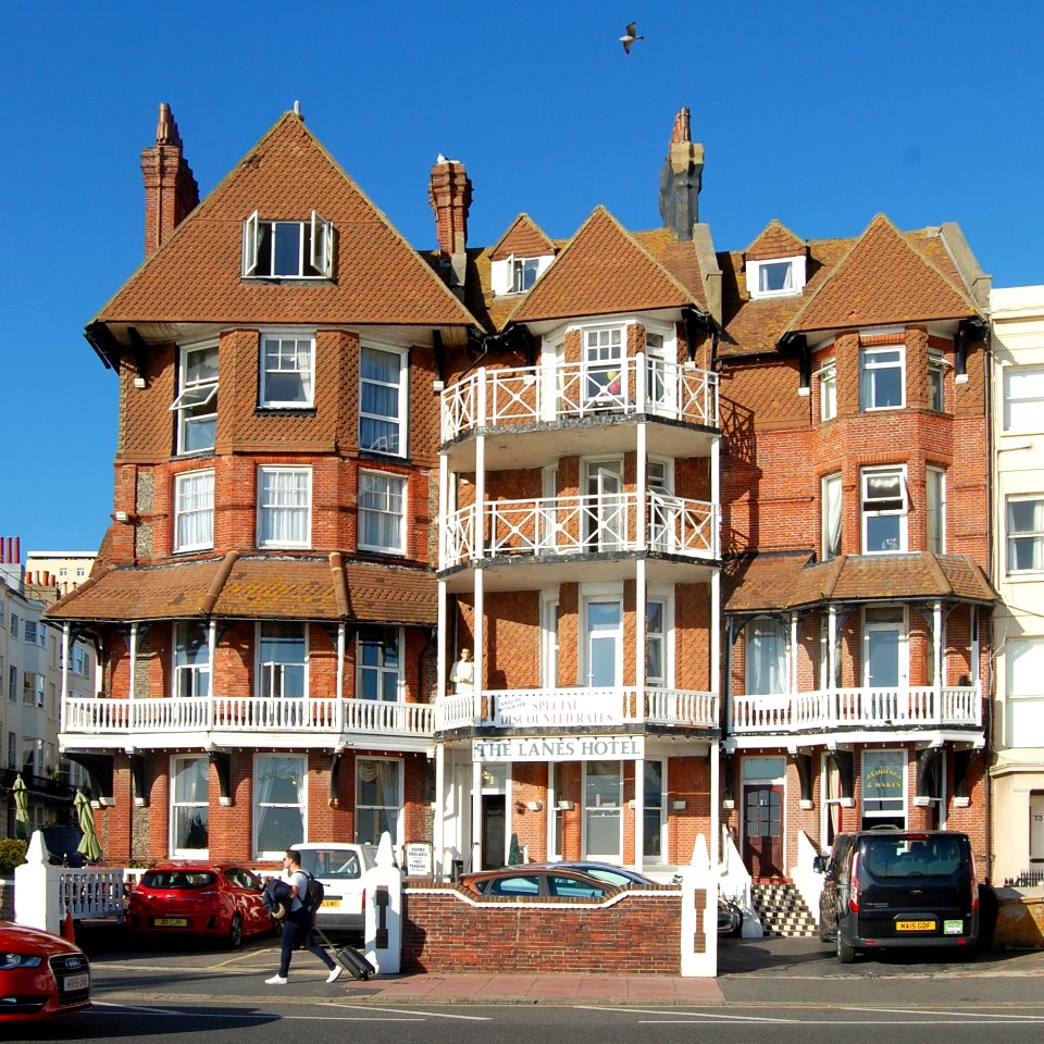 The Lanes Hotel, 70-72 Marine Parade, Brighton (NHLE Code 1381723) (September 2018) (2)