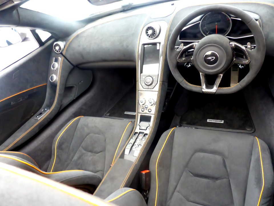 The interior of McLaren 650S SPIDER