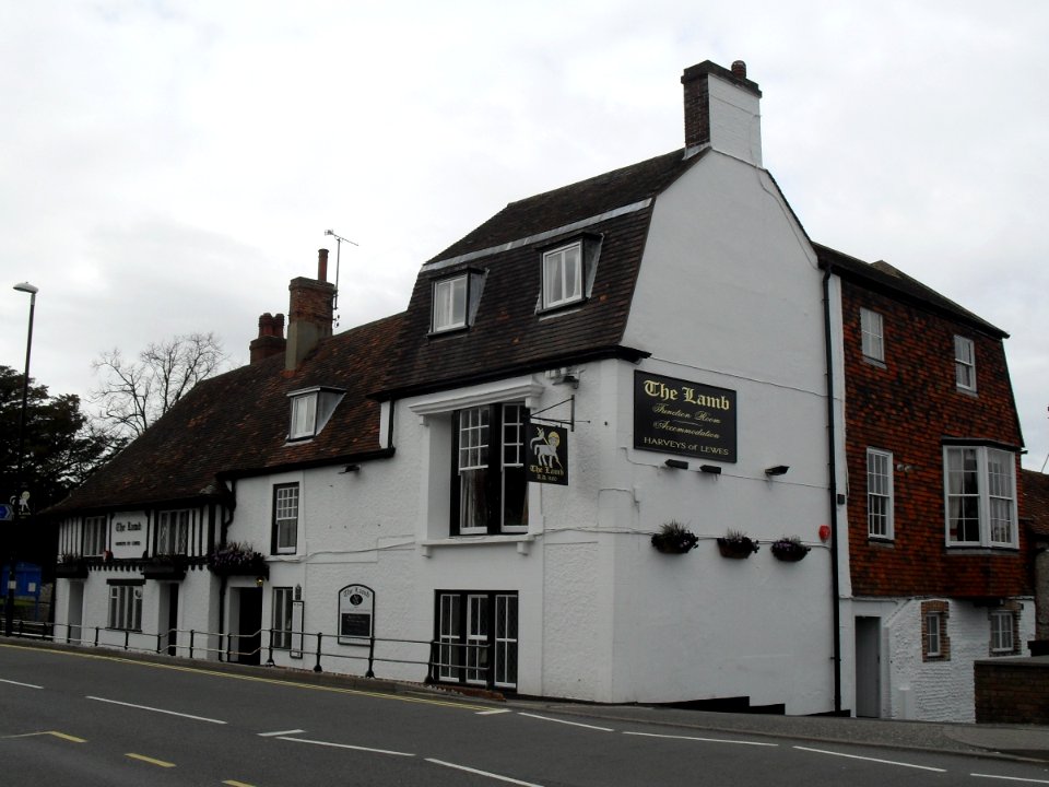 The Lamb Inn, High Street, Old Town, Eastbourne (NHLE Code 1043679) (March 2010)