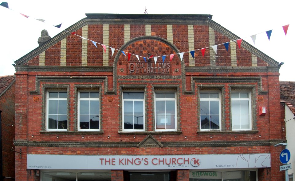 The King's Church, King's Christian Centre, High Street, Bishop's Waltham (May 2019) (4)