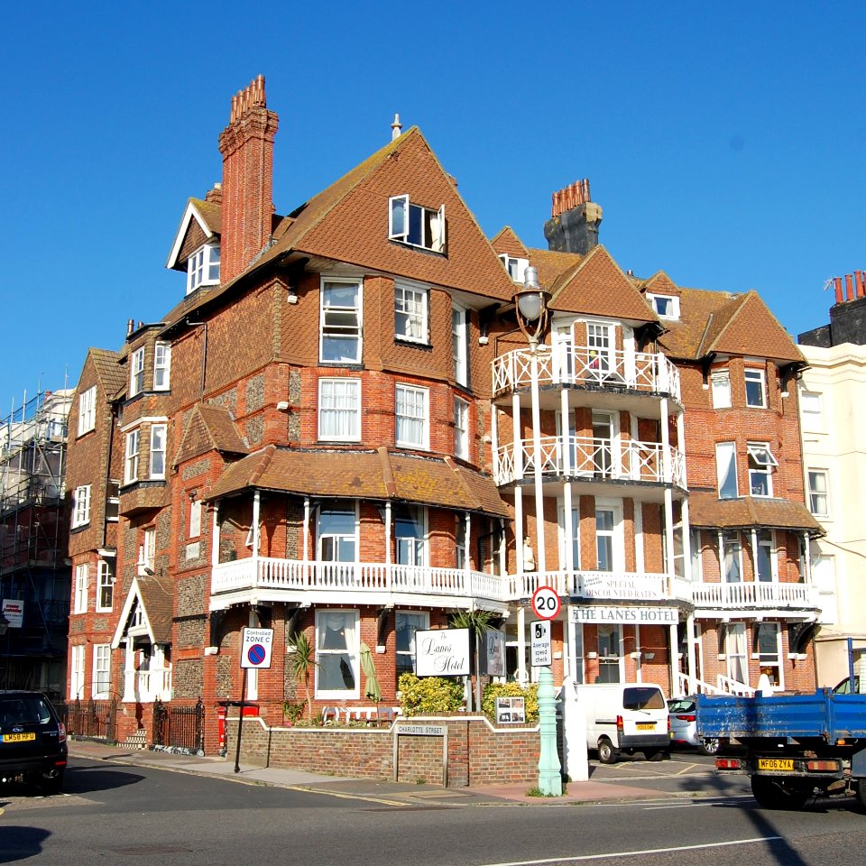The Lanes Hotel, 70-72 Marine Parade, Brighton (NHLE Code 1381723) (September 2018) (1)