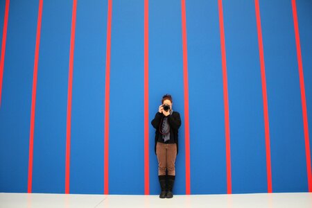 Photographer blue red