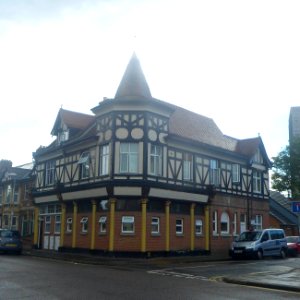 The Kimberley (former pub), Somers Road, Southsea (August 2017) (2)