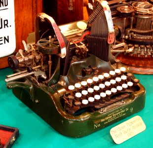 The Oliver Typewriter No9 Bank model (1915), foto1