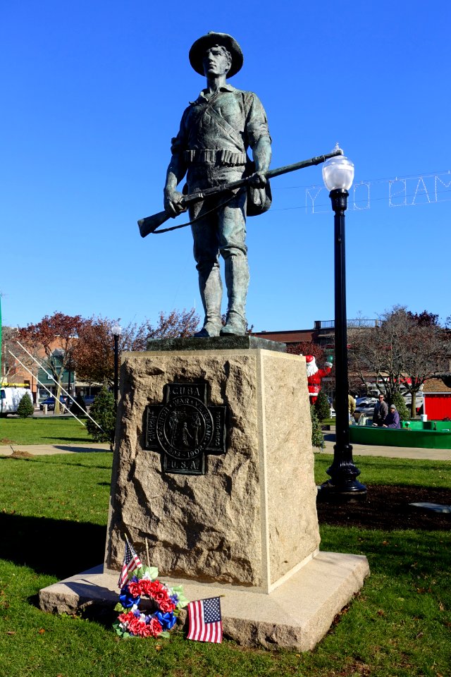 The Hiker - Taunton, Massachusetts - DSC01861