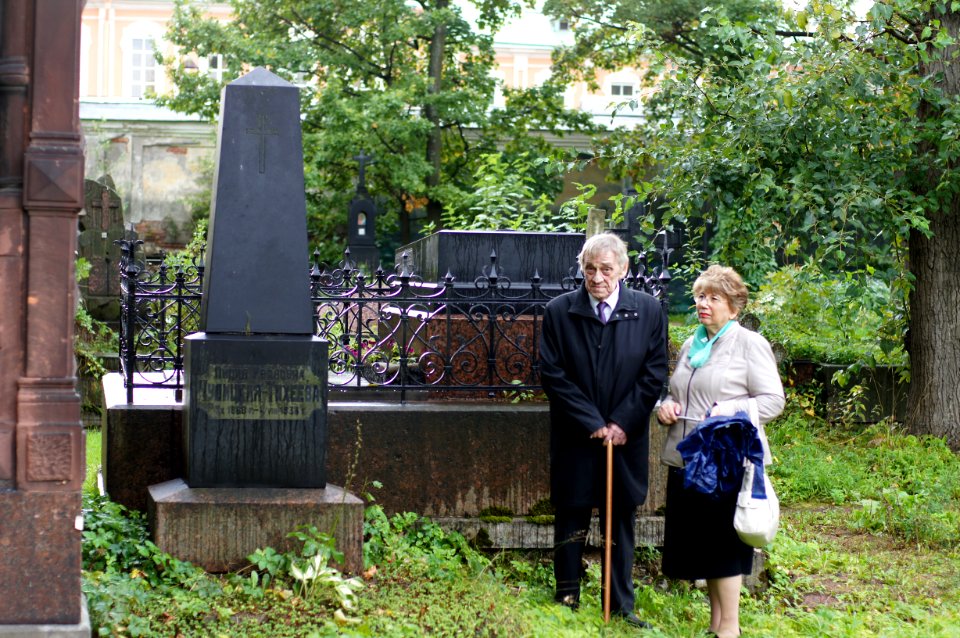 The grave of prof Chulickaja L I