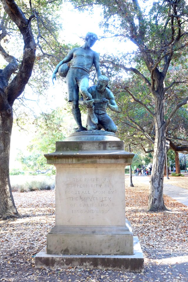The Football Players by Douglas Tilden, view 1 - University of California, Berkeley - DSC04932