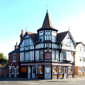 The Florist pub, 324 Fratton Road, Buckland (November 2017)