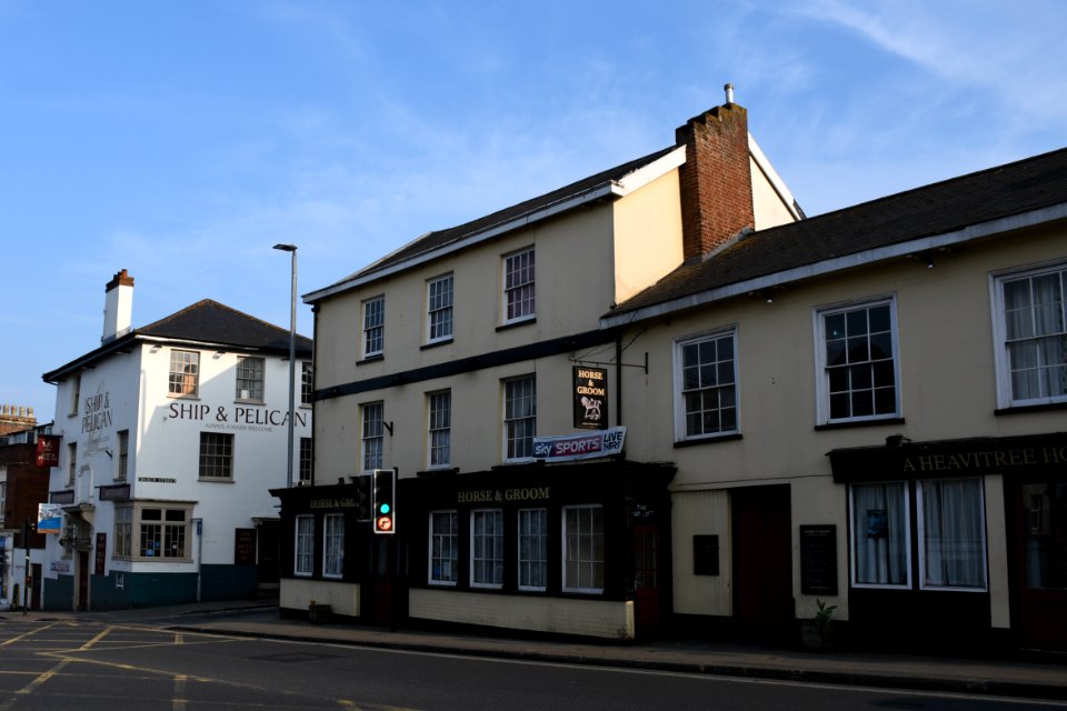 The Horse And Groom Public House