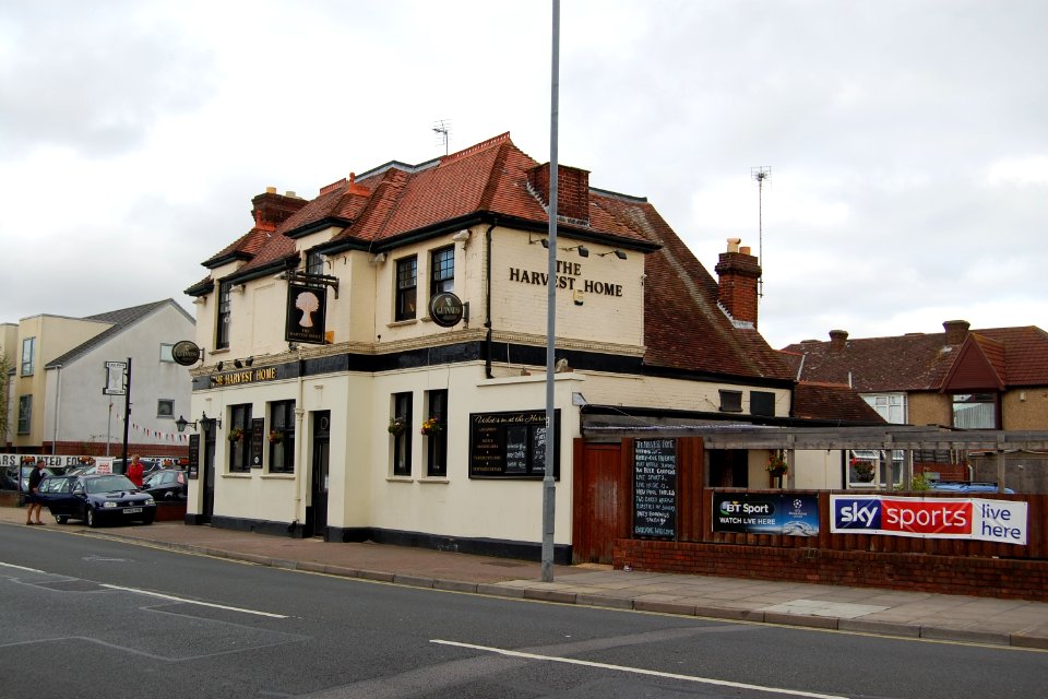 The Harvest Home pub, 106 Copnor Road, Copnor, Portsmouth (October 2017)