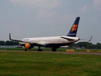 TF-FIX Icelandair Boeing 757-308(WL) - cn 29434 pic6