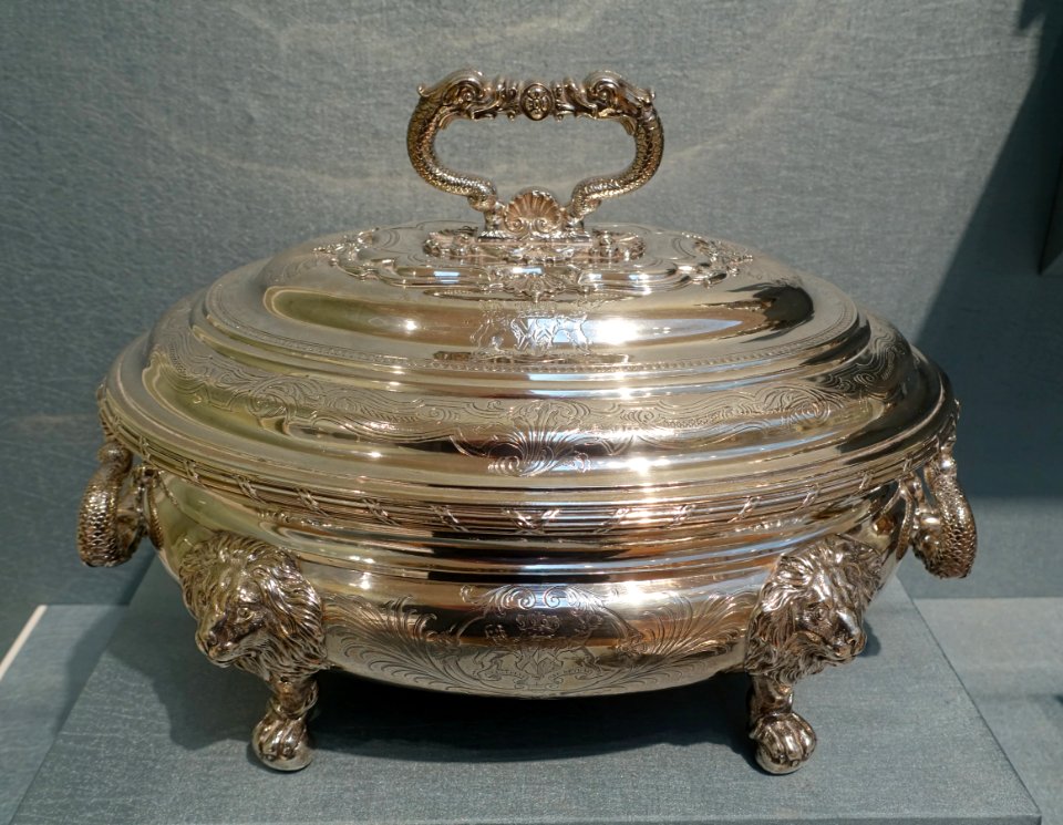 The Hardwicke Soup Tureen, Paul de Lamerie, London, 1737-1738, silver - Portland Art Museum - Portland, Oregon - DSC08892