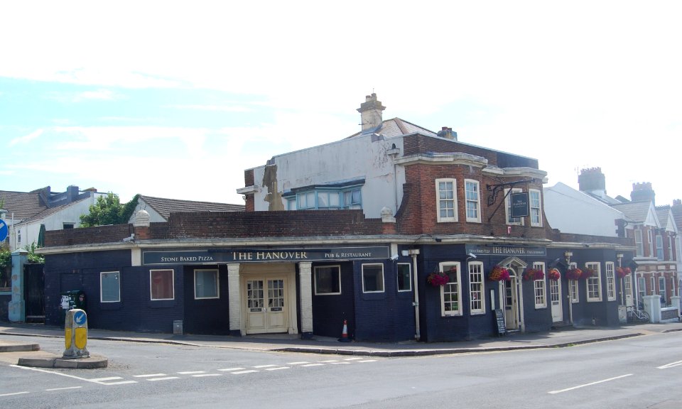 The Hanover Inn, 242 Queen's Park Road, Queen's Park, Brighton (July 2019) (2)