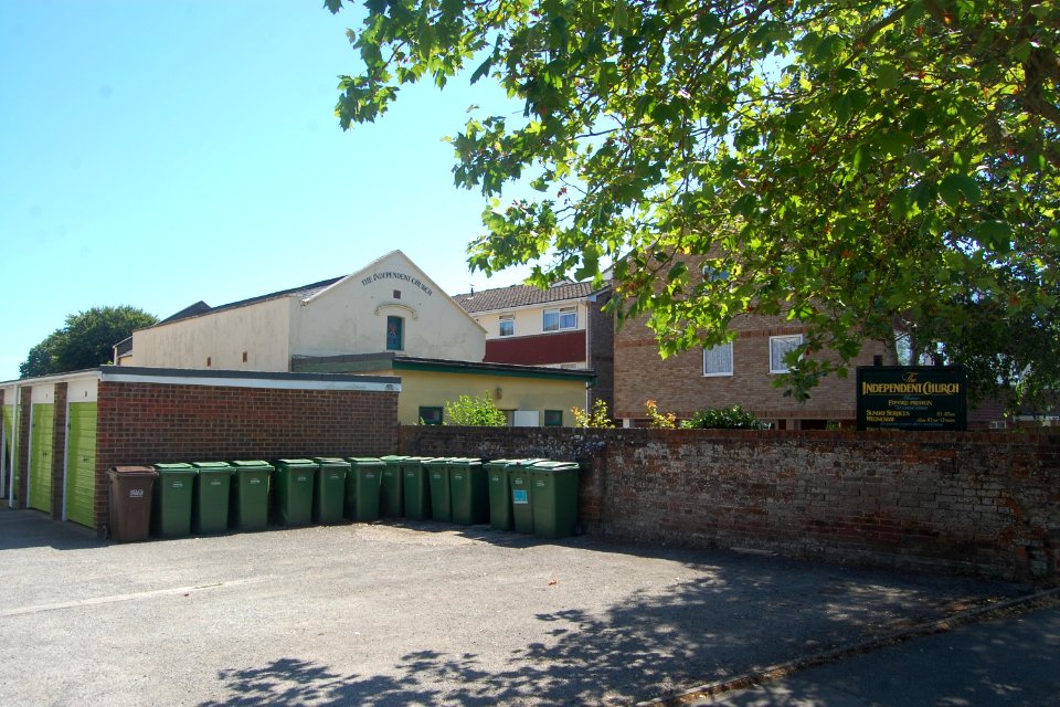 The Independent Church, Albany Road, St Leonards-on-Sea (June 2020) (1)