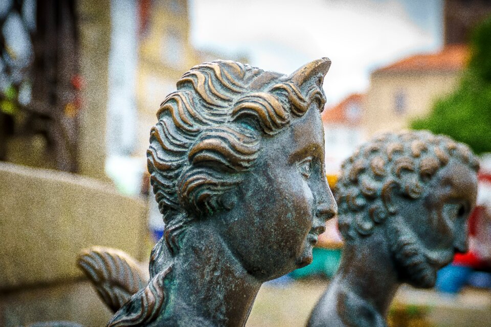 Bronze sculpture artwork