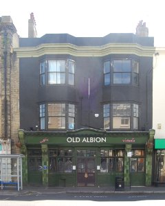 The Albion pub, Church Road, Hove (May 2020)