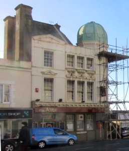 The Alibi pub, 22 Victoria Terrace, Kingsway, Hove (January 2017) (2)