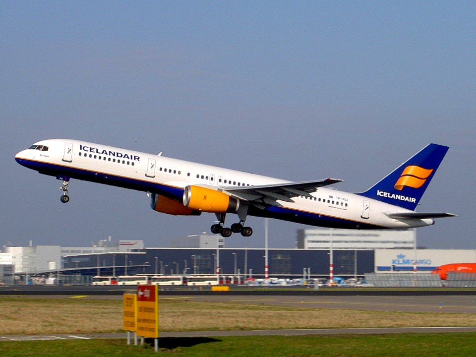 TF-FIJ Iceland Air