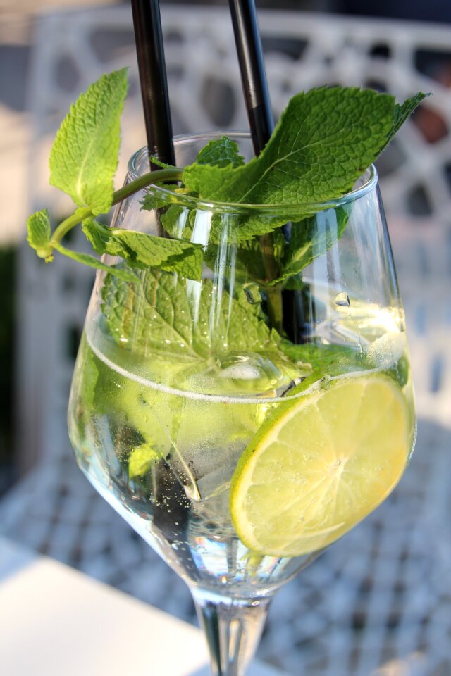 Refreshment drink ice