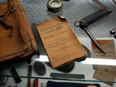 The Active-Service French Book for Soldiers & Sailors, Musée Somme 1916, pic-112