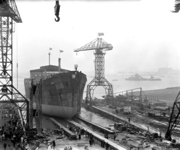 Tewaterlating Ss. Bill NDSM Amsterdam, Bestanddeelnr 904-9474