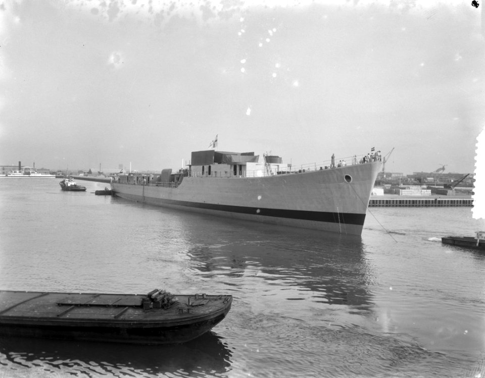 Tewaterlating onderzeebootjager Noord Brabant bij De Schelde, Bestanddeelnr 906-1399