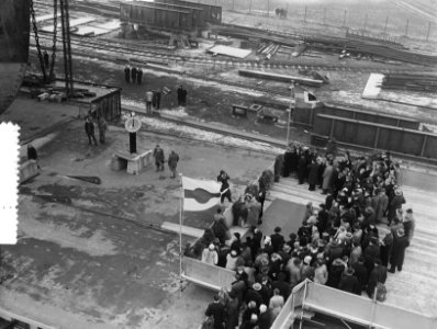 Tewaterlating Ss. Bill NDSM Amsterdam, Bestanddeelnr 904-9468