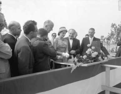 Tewaterlating Reza Shah the Great bij Verolme, Bestanddeelnr 909-7241