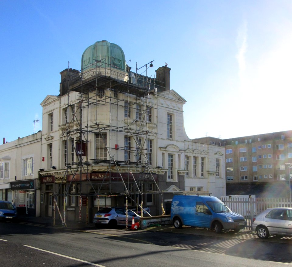 The Alibi pub, 22 Victoria Terrace, Kingsway, Hove (January 2017)