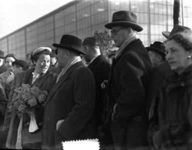 Tewaterlating Ms. Pensa bij Jan Smit N. V. , Alblasserdam, Bestanddeelnr 906-3331