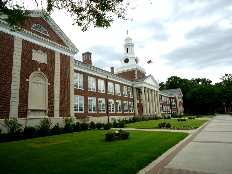 The College of New Jersey (TCNJ) 32