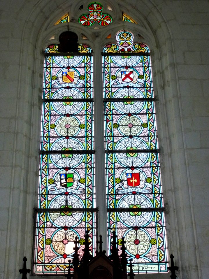 Thérouanne (Pas-de-Calais, Fr) église Saint-Martin, vitraux des soixante évêques 05