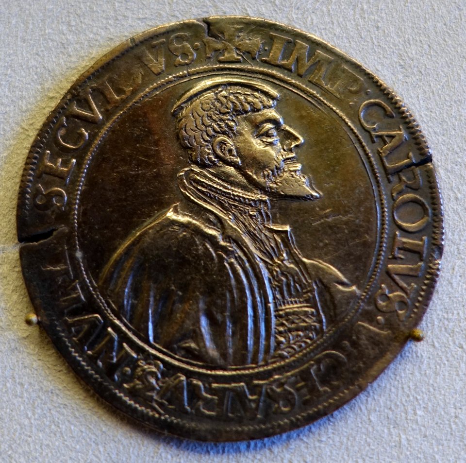Thaler, Karl V, Holy Roman Empire, Lubeck, 1537 - Bode-Museum - DSC02687