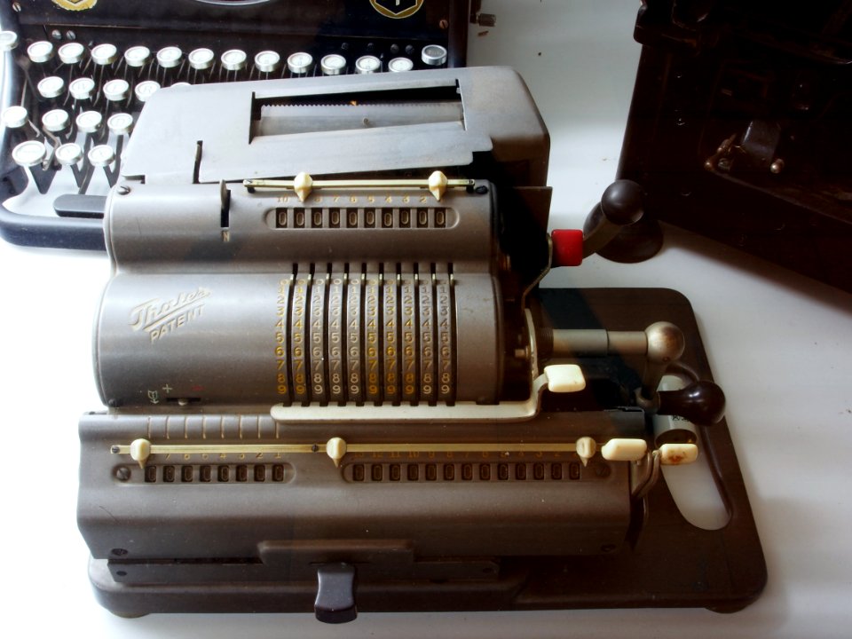 Thales Patent Calculator