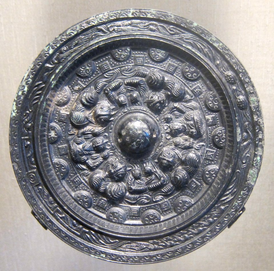 Three Kingdoms period bronze mirror with Taoist divinities and animals design, HAA