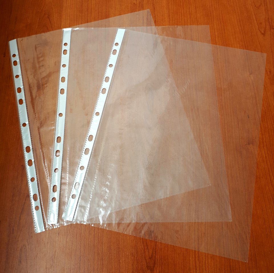 Three punched pockets - AA