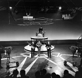 The Beatles in Treslong. NL-HlmNHA 1478 04