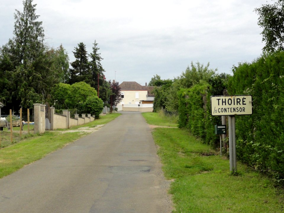 Thoiré-sous-Contensor (Sarthe) entrée