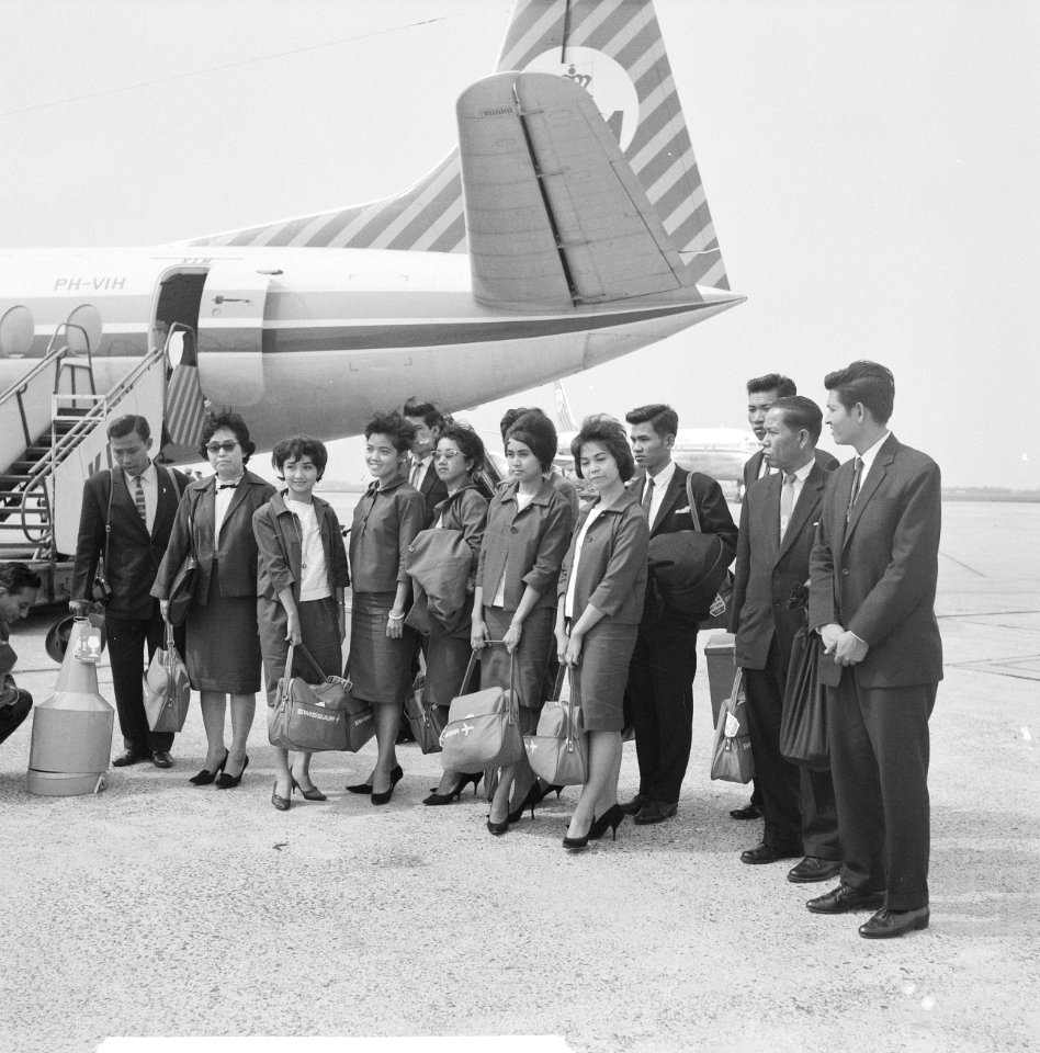 Thailandse dansgroep Thakavali op Schiphol, Bestanddeelnr 914-1811