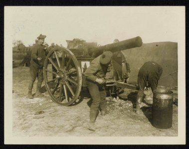 This is not a gun but a field kitchen, Bestanddeelnr 158-1151